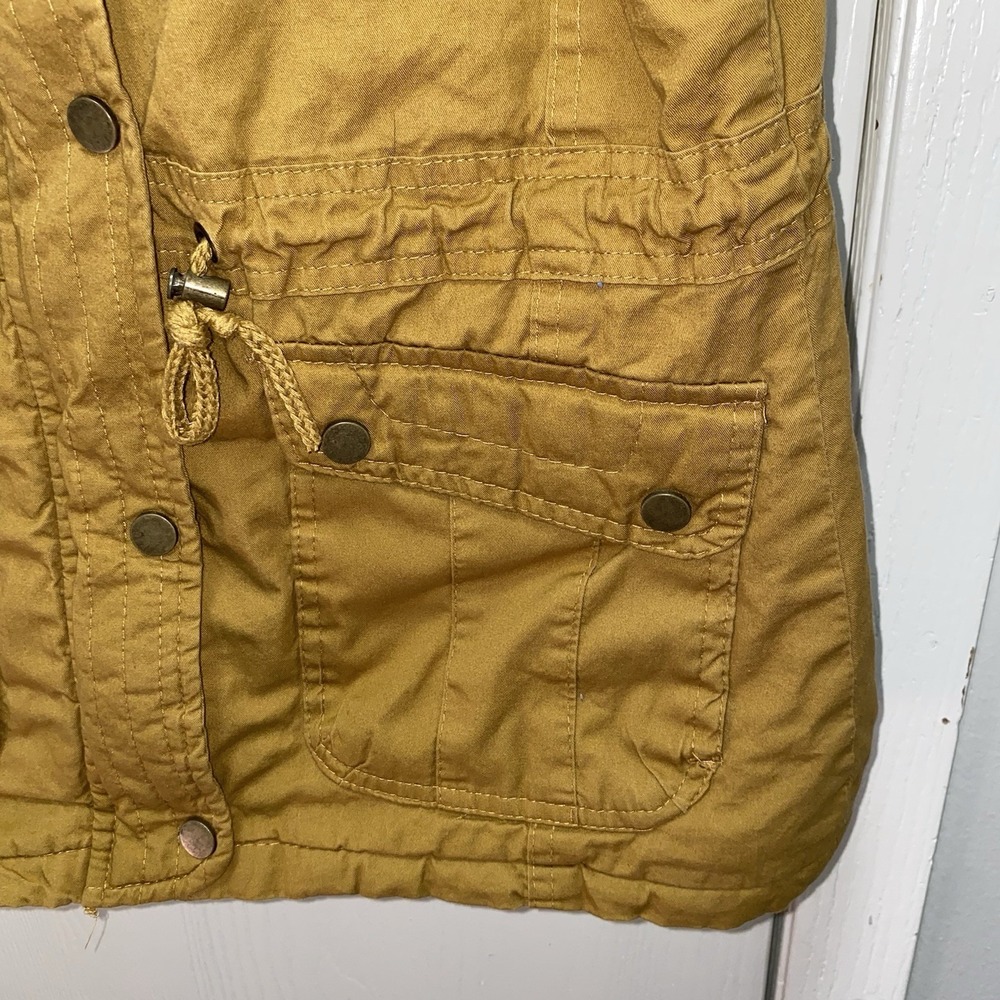 YMI Mustard Faux Fur Lined Cinched Waist‎ Hooded Vest Large Women's Snap Front - Picture 2 of 10